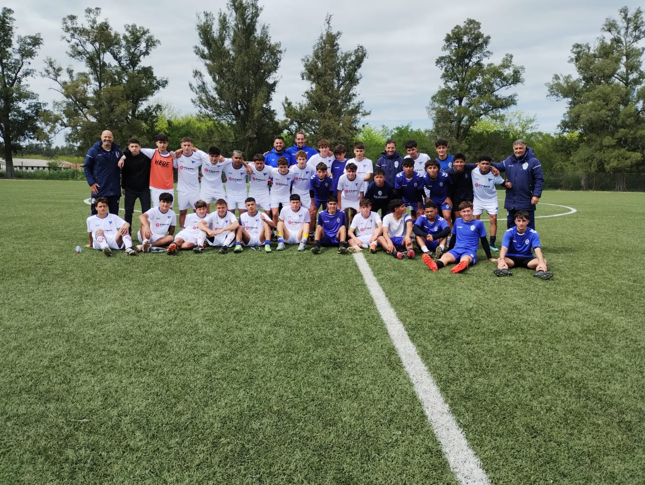 EL SUB 15 SE MIDIÓ CON GIMNASIA