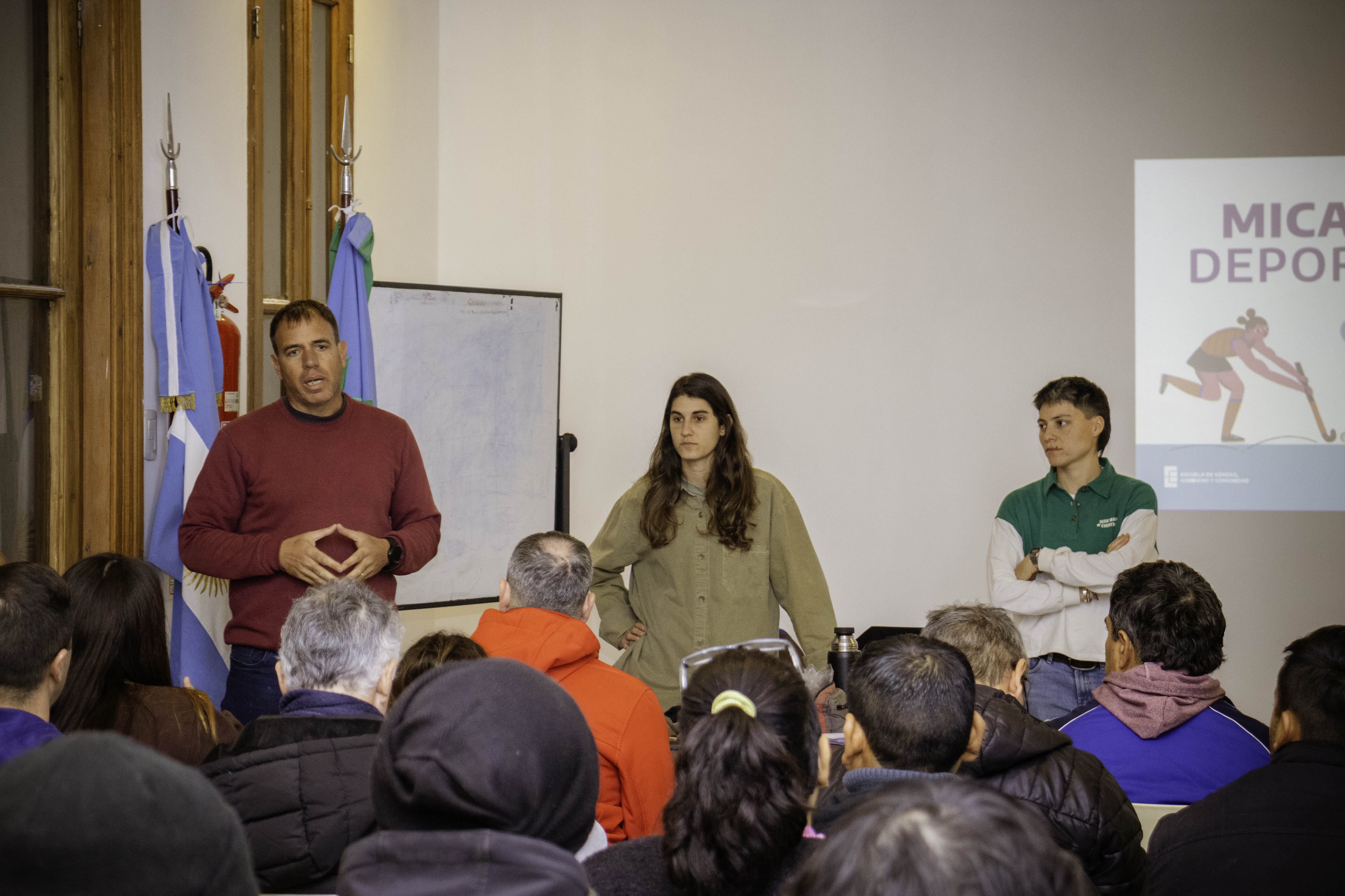 SE REALIZÓ UNA CAPACITACIÓN EN LEY MICAELA EN EL CURSO DE DT